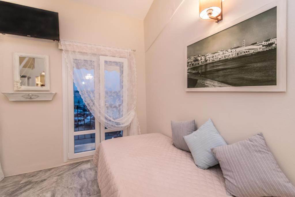 Fratelli Family Rooms Tínos Eksteriør billede