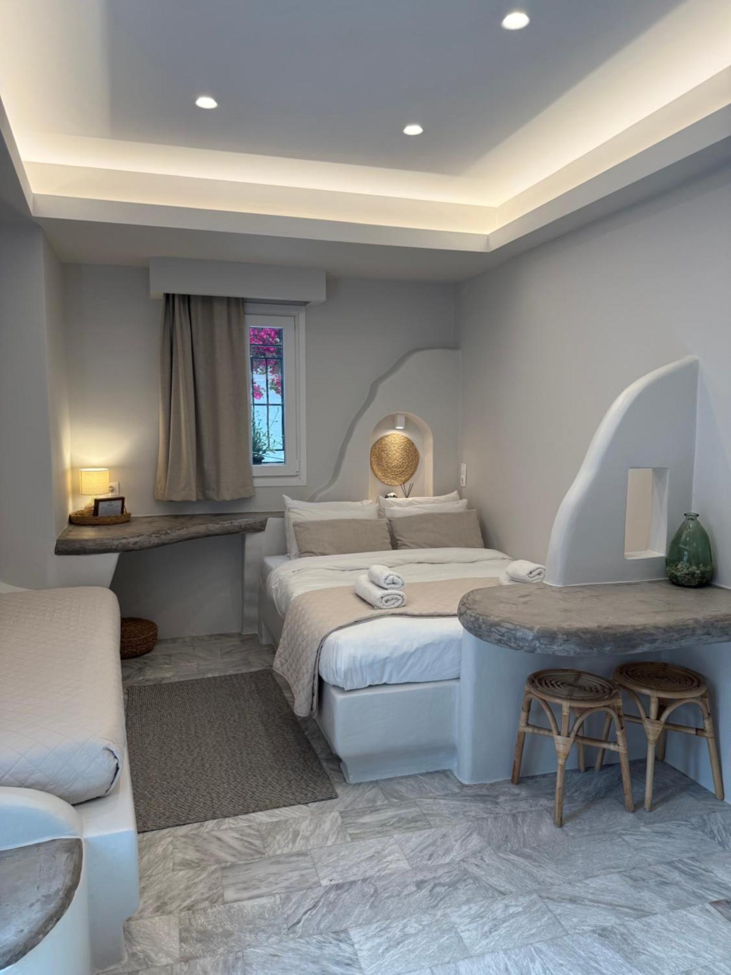 Fratelli Family Rooms Tínos Eksteriør billede