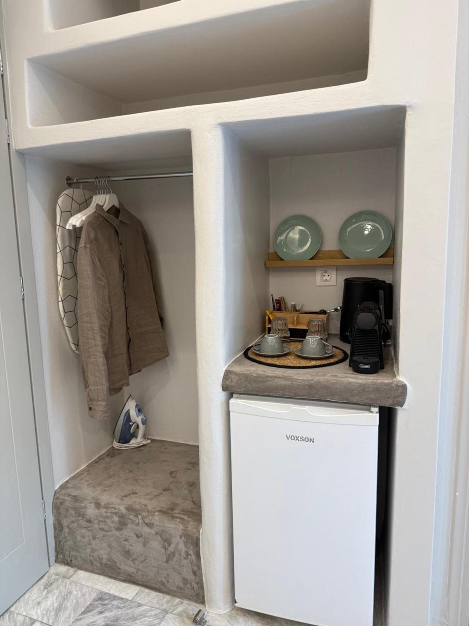 Fratelli Family Rooms Tínos Eksteriør billede